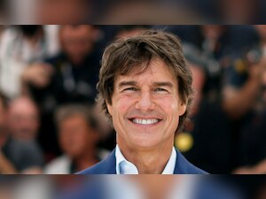 Cannes 2022: Tom Cruise cranks up festivities with jets, star power at Top Gun Maverick screening