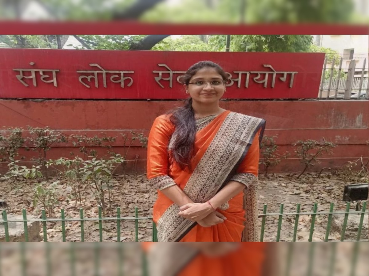 Meet Shradha Shukla who studied online and aced UPSC with AIR 45 to achieve IAS dream