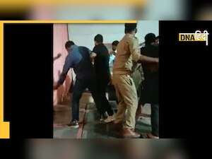 यूपी के थाने में 'तमंचे पर डिस्को', थाना प्रभारी समेत 11 पुलिस वाले सस्पेंड