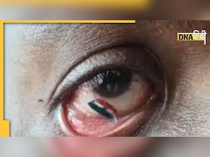 Viral: शख्स ने आंख में बना डाला तिरंगा, आप न ट्राय करें ऐसे स्टंट