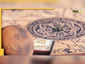 Mangal Gochar 2022: आज होगा इस लाल ग्रह का गोचर, इन 3 राशियों पर पड़ सकता है बुरा प्रभाव