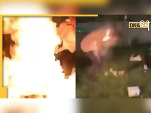 Viral Video: मुंह में तेल भरकर आग से खेल रहा था शख्स, मिली ऐसी सजा जिंदगी भर नहीं भूलेगा