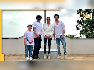 Har Ghar Tiranga मुहीम में शामिल हुए Shah Rukh Khan, फैमिली के साथ घर पर फहराया तिरंगा