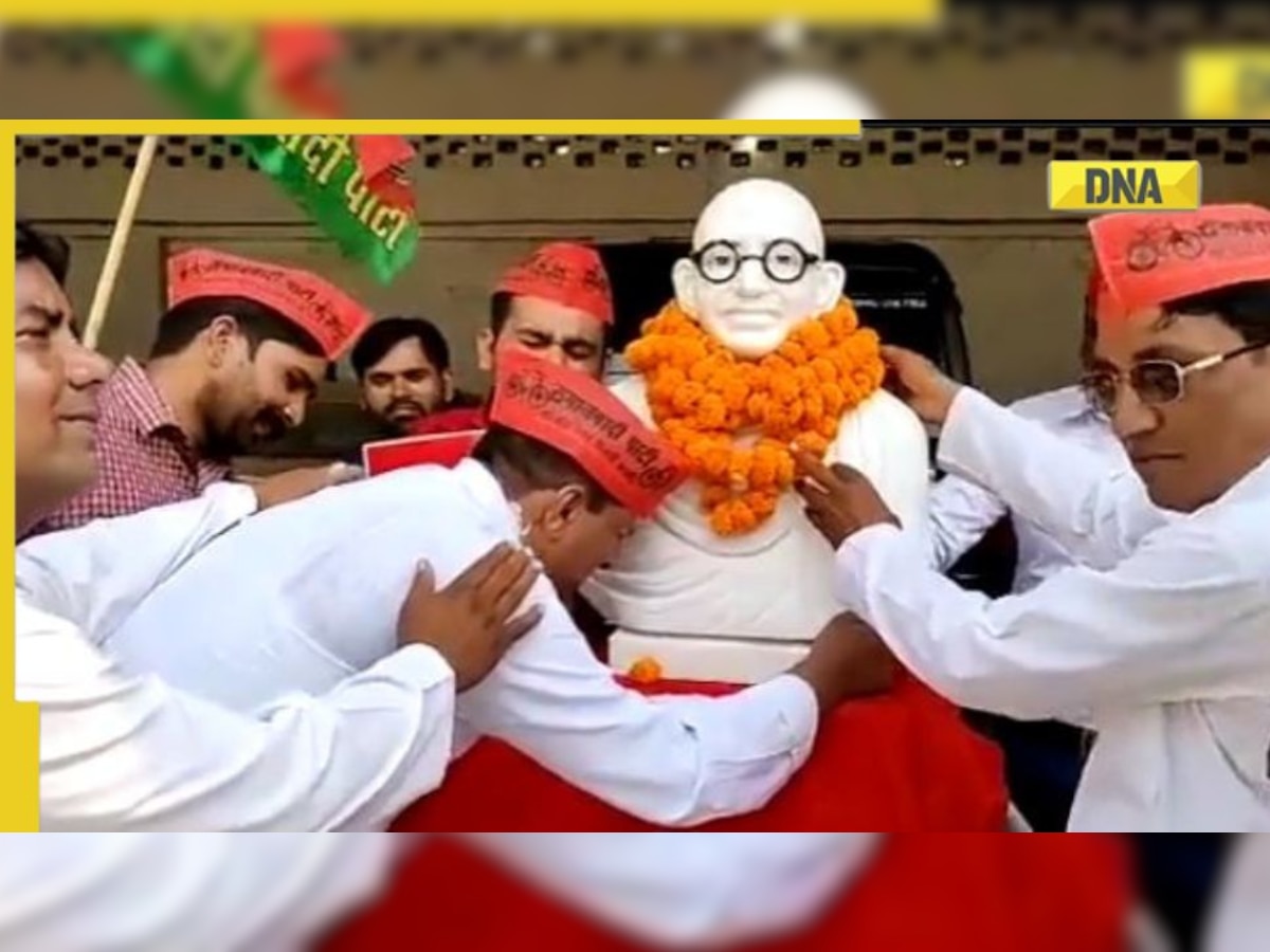 Video of Samajwadi Party leader hugging Mahatma Gandhi's statue, crying 'Bapu' goes viral