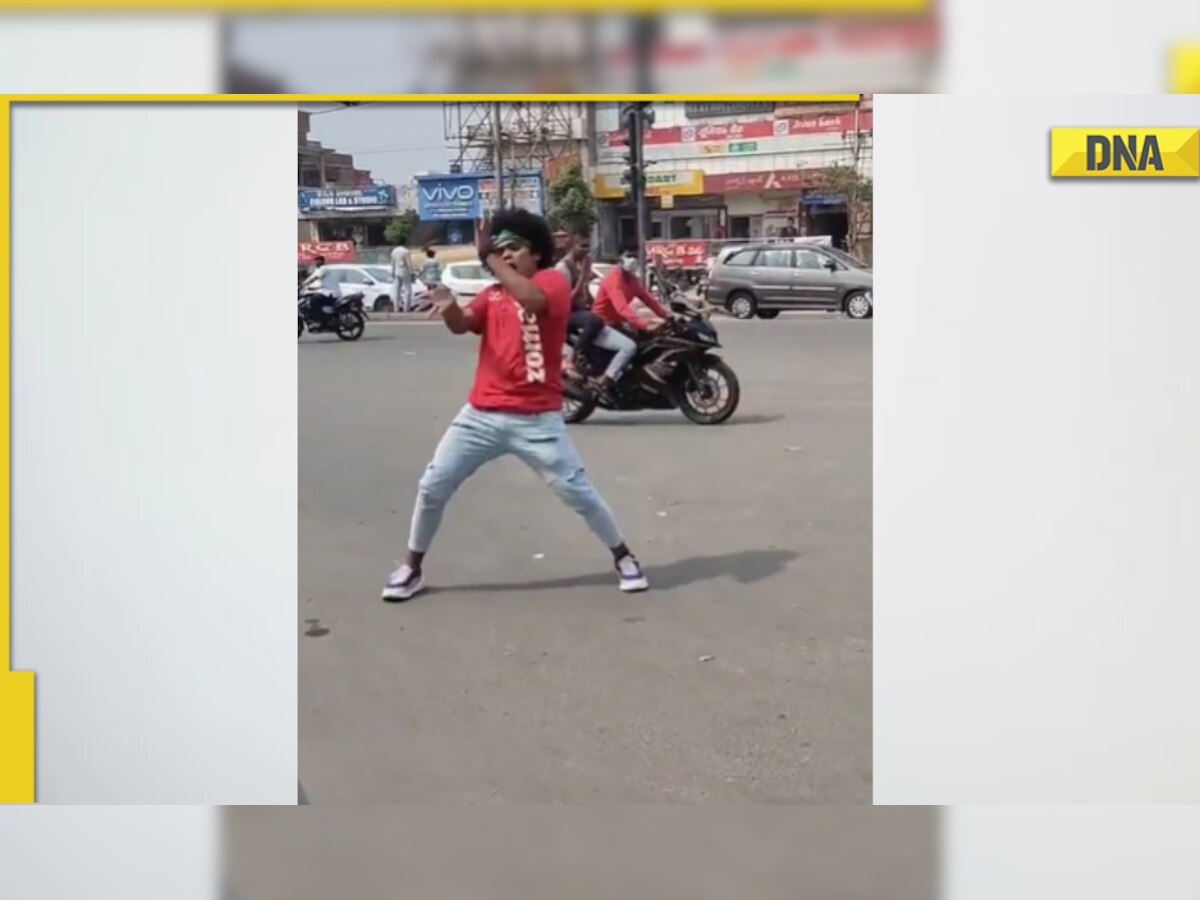 Man in Zomato T-shirt grooves on street, viral video wins internet