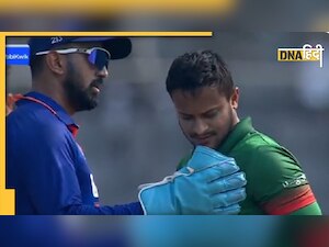 Ind Vs Ban 2nd ODI: उमरान मलिक की रफ्तार से बौखलाए शाकिब अल हसन, वीडियो में देखें कैसे करने लगे केएल राहुल से शिकायत