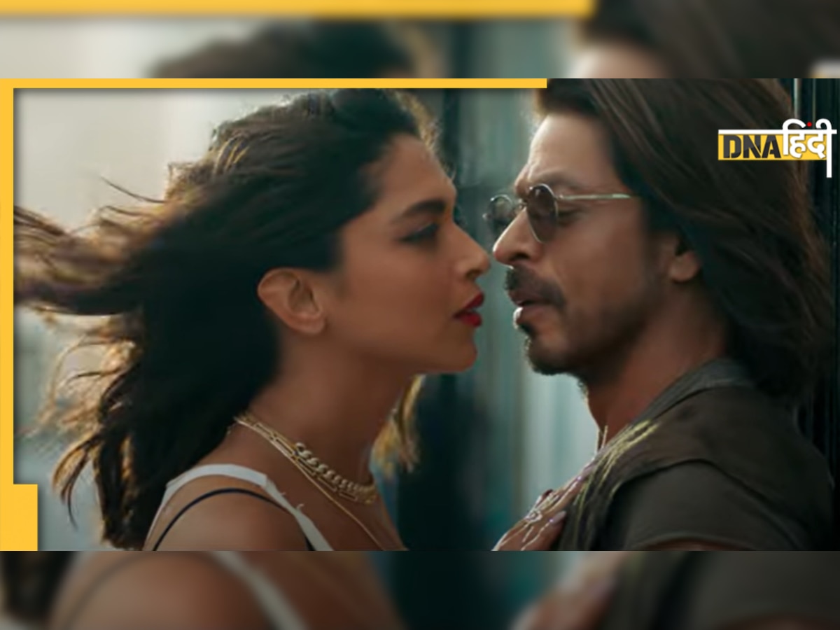 Jhoome Jo Pathaan song: Shah Rukh Khan के सिग्नेचर पोज और शर्टलेस लुक देख दीवाने हुए फैंस, Deepika के साथ दिखी सिजलिंग केमिस्ट्री