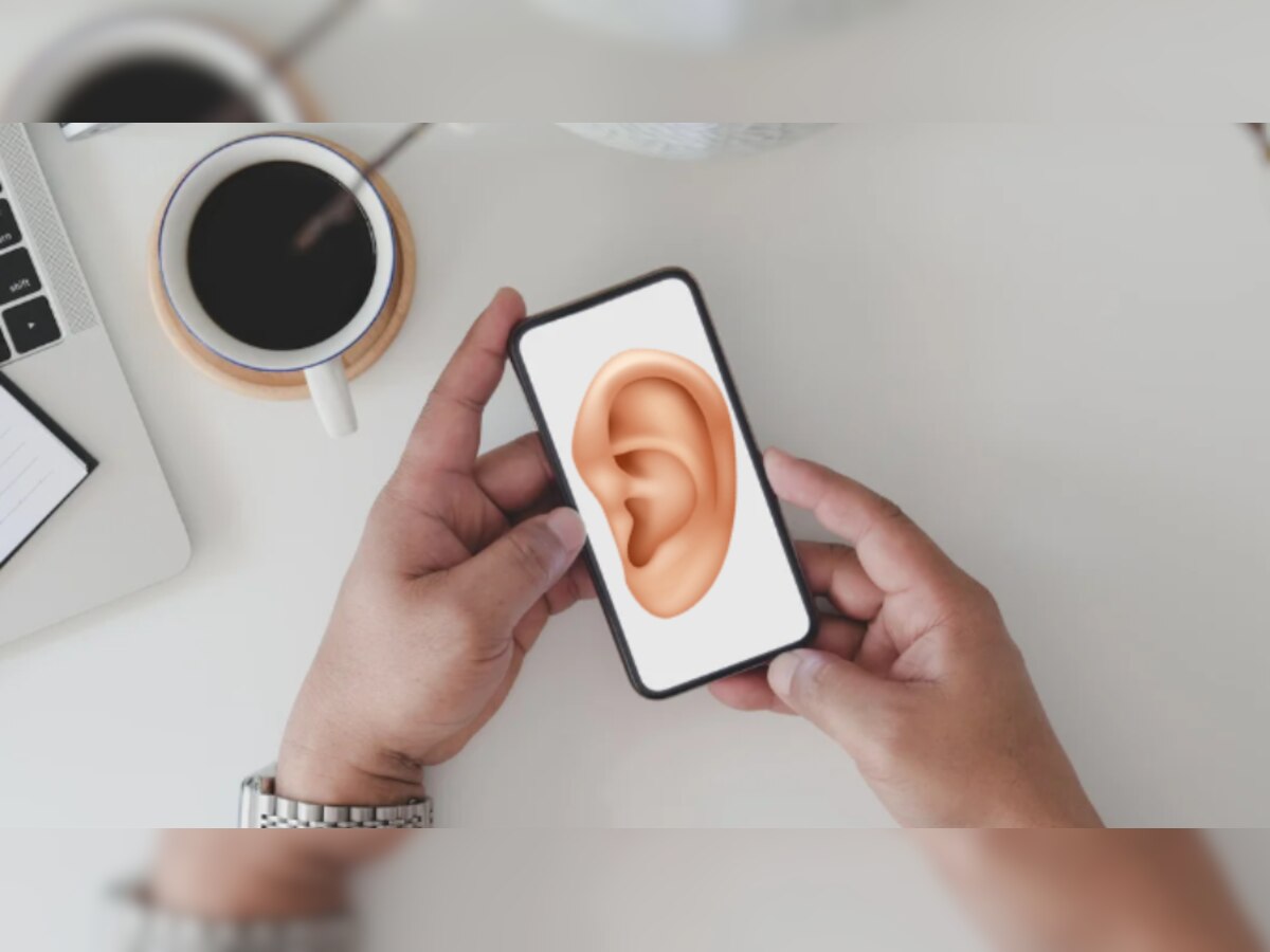 ध्यान दें! कहीं आपकी प्राइवेट बातें तो नहीं सुन रहा है आपका Smartphone, फटाफट बंद कर लें ये सेटिंग