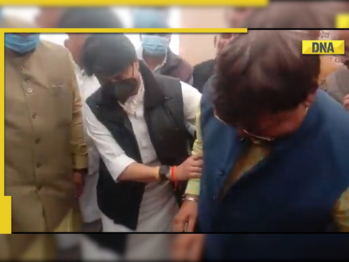 Video: Jyotiraditya Scindia helps MP minister wear slippers after assurance of road work completion in Gwalior