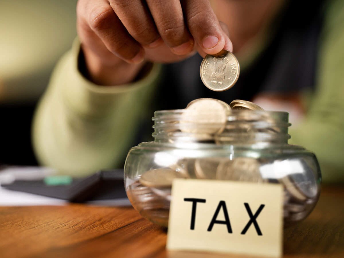 Income Tax Saving Tips: अगर आपकी है 12 लाख की सैलरी, ऐसे करें इनकम टैक्स में बचत