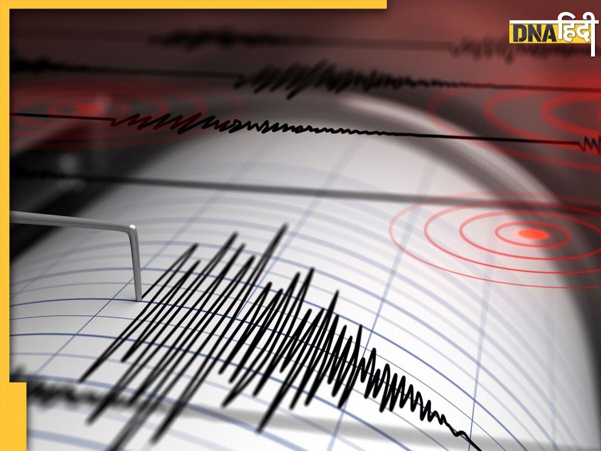 Earthquake In Delhi: भूकंप से हिला दिल्ली NCR, ऑफिस और घरों से बाहर निकले लोग