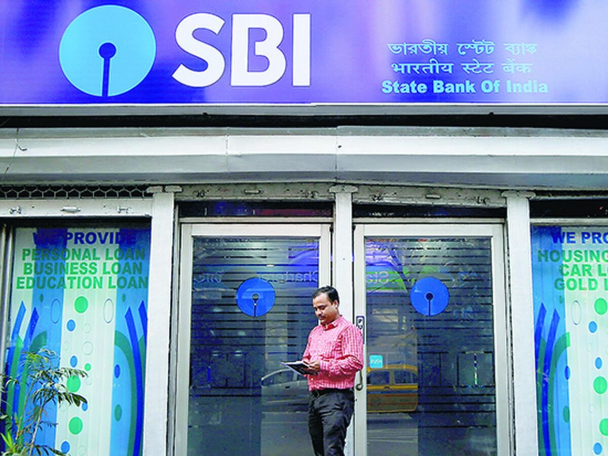 SBI Customers Alert: जल्दी पूरा कर लें बैंक से जुड़े सभी काम, वरना...