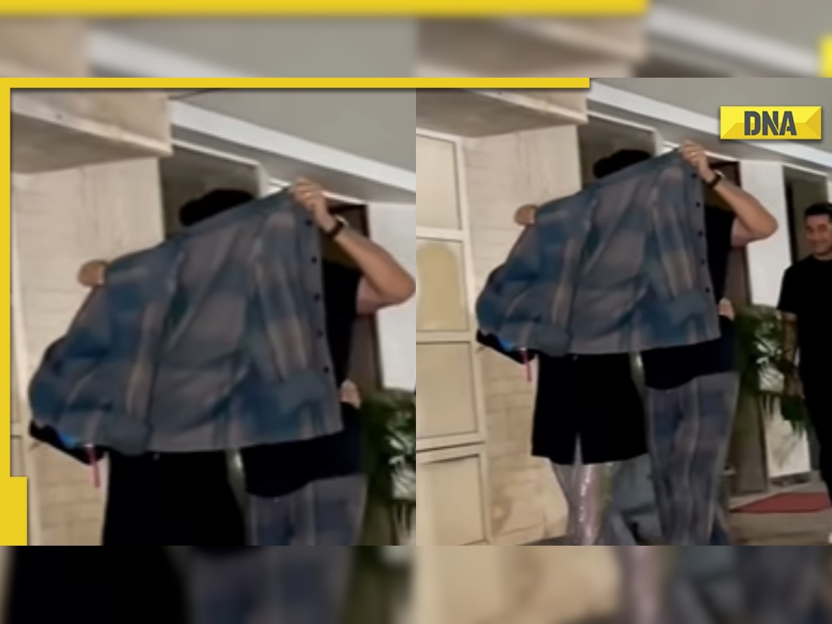 Farhan Akhtar-Amrita Arora hide face from paparazzi, netizens say ‘kyu peete ho yaar itni’