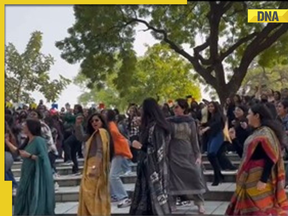 Delhi University teachers dance to Shah Rukh Khans Jhoome Jo Pathan, video goes viral Xxx Photo Hd
