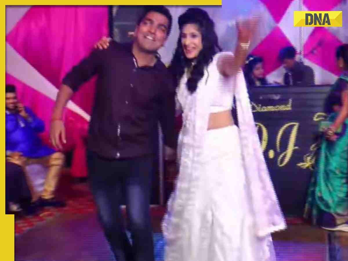 Bhabhi Devhar Kompoz Me Video Dwanlod Xxx - Devar-bhabhi 'dhamakedaar' dance performance on 'Lo Chali Mein' take  internet by storm, viral video