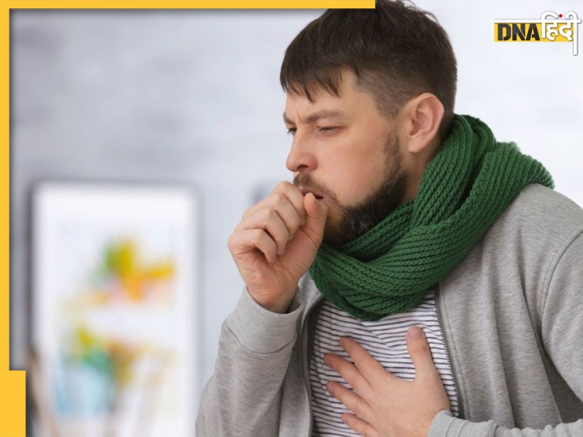 Cough remedy: सर्दी-खांसी से जकड़ गया है गला और सीना तो सोते समय करें ये 4 काम, सुबह तक बलगम निकल जा��एगा बाहर