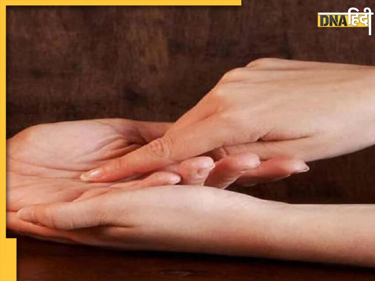 Palmistry: हथेली में इस रेखा होने से बढ़ जाता है खर्च, व्यक्ति को करना पड़ता है आर्थिक तंगी का सामना