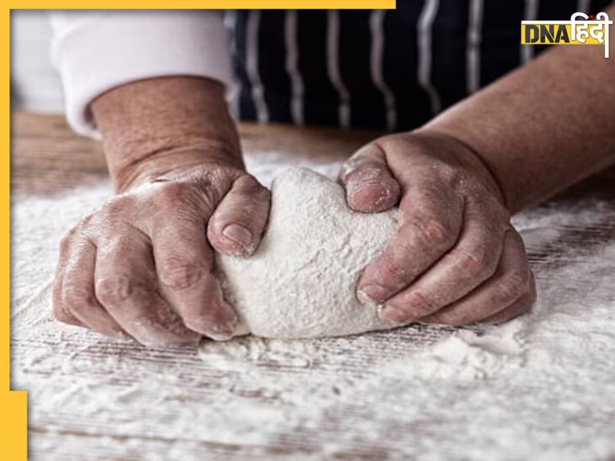 Vastu Tips For Dough Kneading: आटा गूंथते समय इन बातों का रखें ध्यान, घर में हमेशा बनी रहेगी बरकत