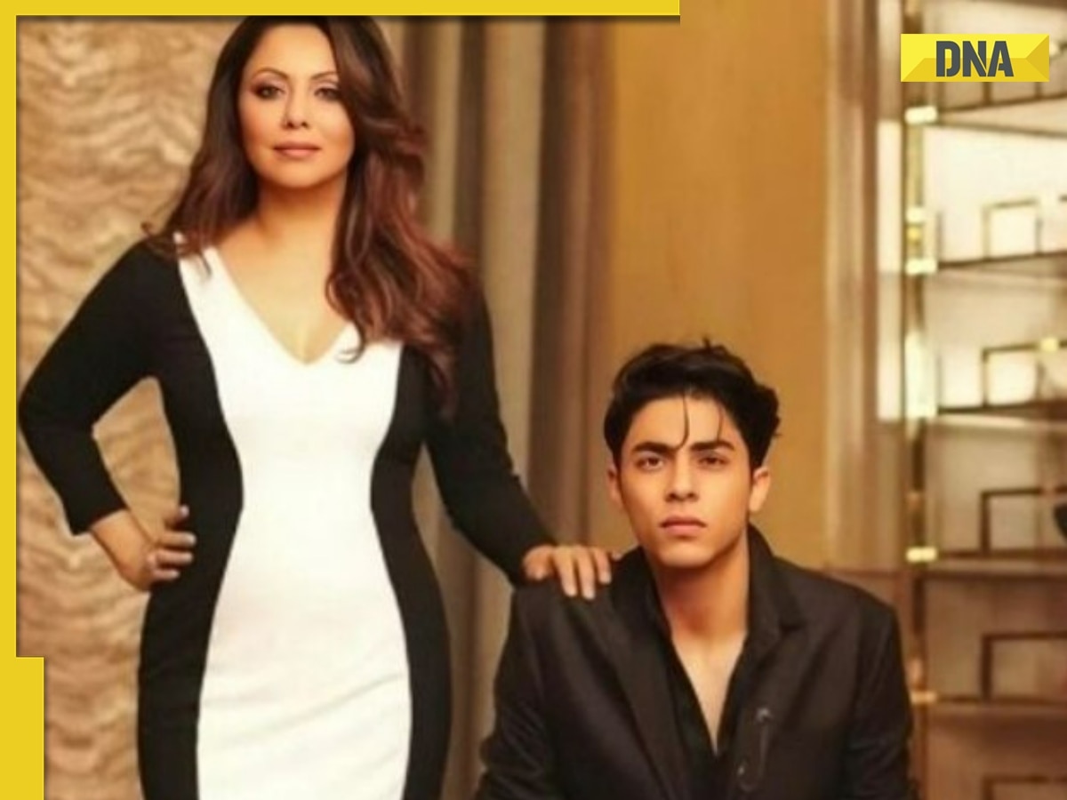 Aryan Khan poses with mom Gauri Khan in Avinash Gowariker's latest photo, Farah Khan says 'gorgeous family'