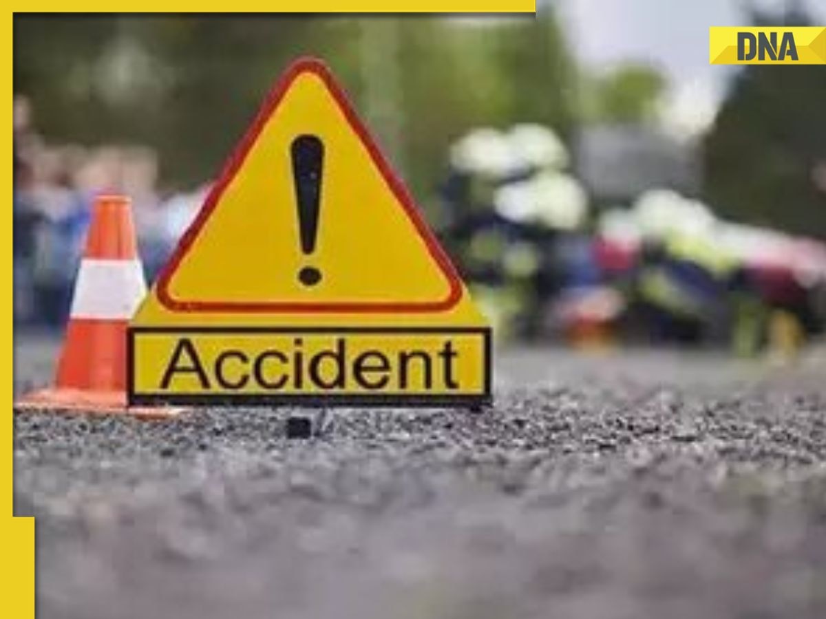 Maharashtra: Truck rams into a bus killing 4, injures 18