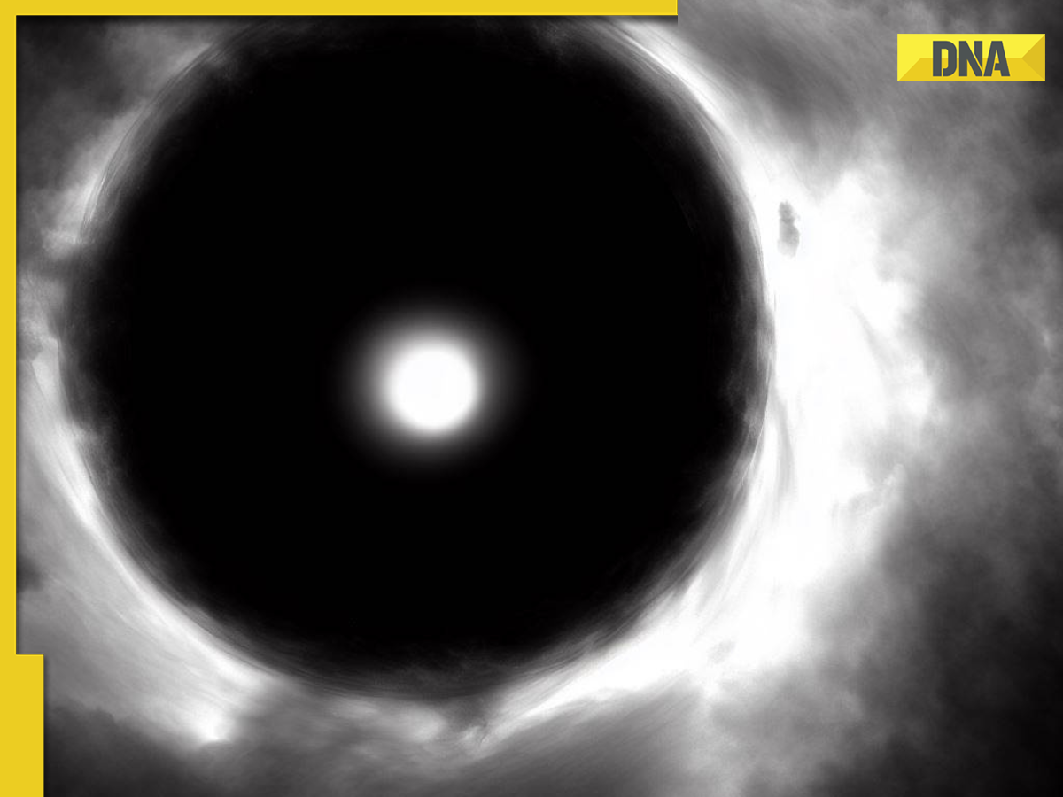 Black hole expelling powerful jet captured by astronomers in first