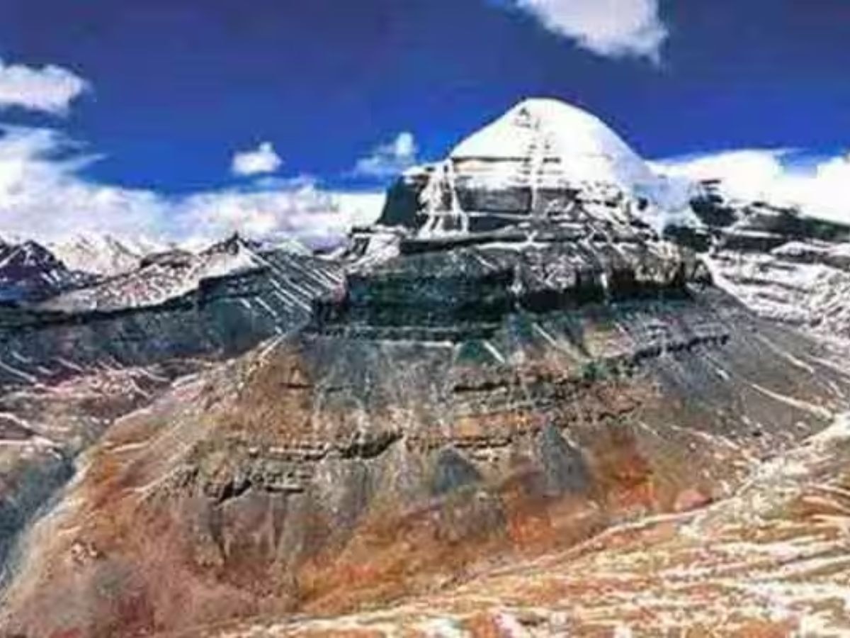 Kailash Mansarovar Yatra: आसान नहीं है कैलाश मानसरोवर की यात्रा, सफर से पहले इन शर्तों को करना होगा पूरा, जानिए इससे जुड़े नियम