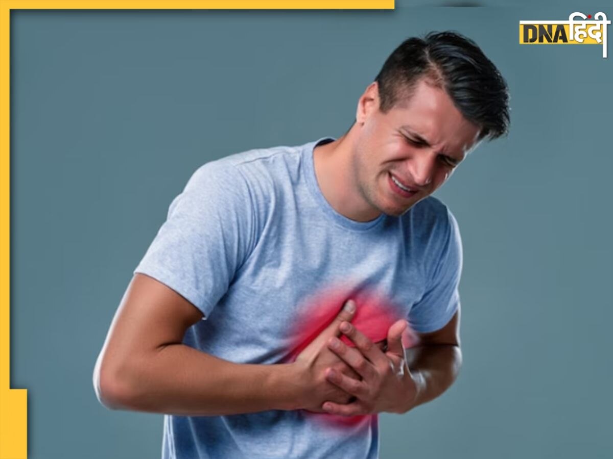 Chest Pain Causes: सीने में अचानक से उठे ऐसा दर्द तो भूलकर भी न करें नजरअंदाज, हार्ट अटैक का हो सकता है खतरा