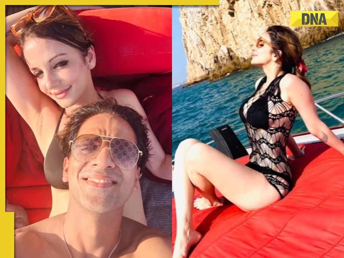 Sussane Khan drops cozy video with boyfriend Arslan Goni, raises the temperature in bikini- Watch