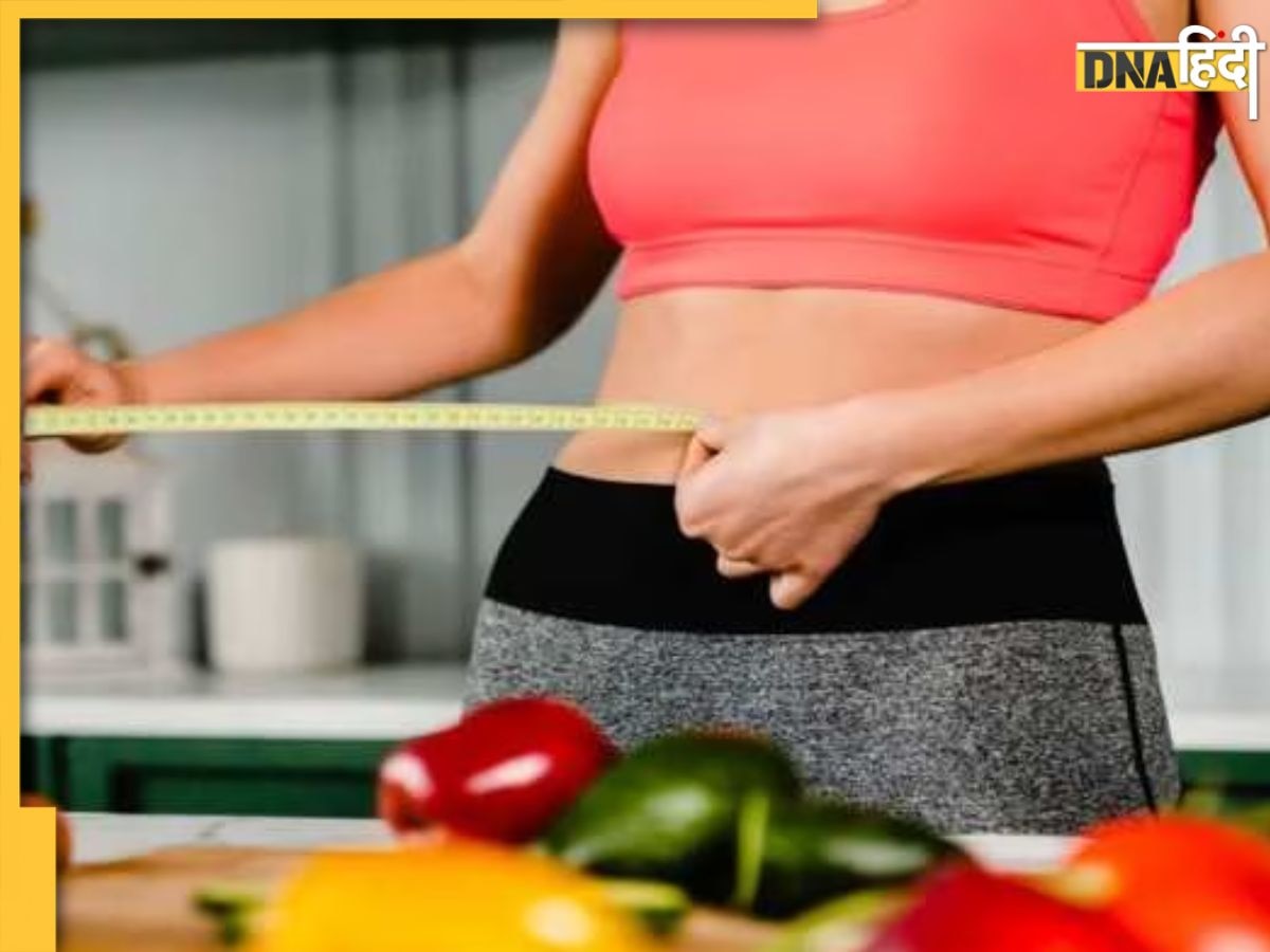 Belly Fat Reduce Diet: बेली फैट करना है कम तो रोजाना खाएं ये फल, महीने भर में थुलथुला पेट होगा अंदर