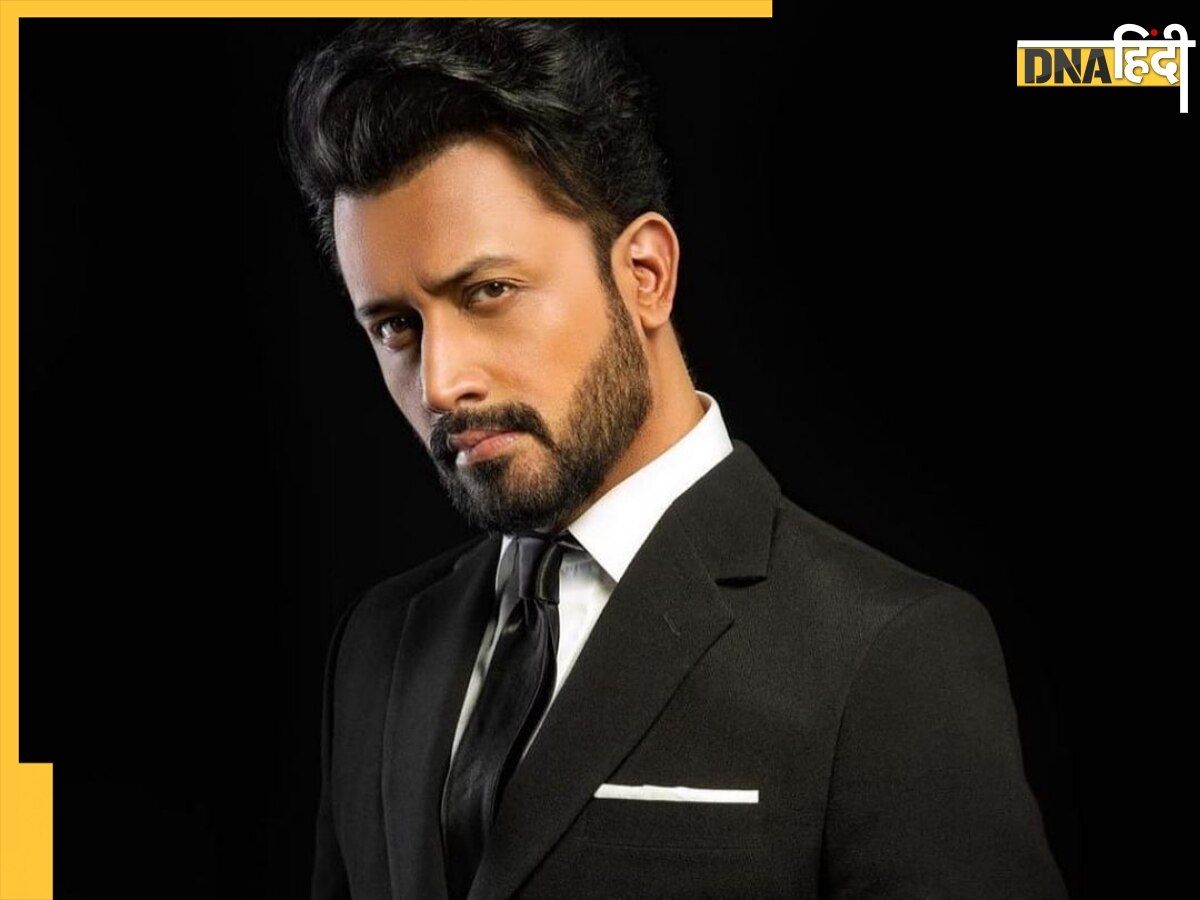 Atif Aslam को लाइव इवेंट पर फैन ने किया बेइज्जत, वीडियो में देखें सिंगर का रिएक्शन