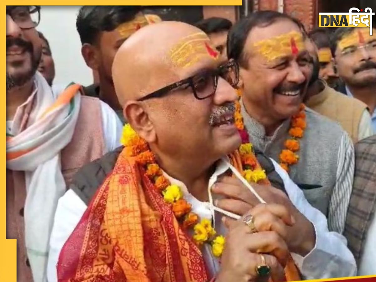 जनेऊ दिखाकर बोले UP कांग्रेस अध्यक्ष अजय राय, 'हम अंदर से हिंदू, भाजपाई ...