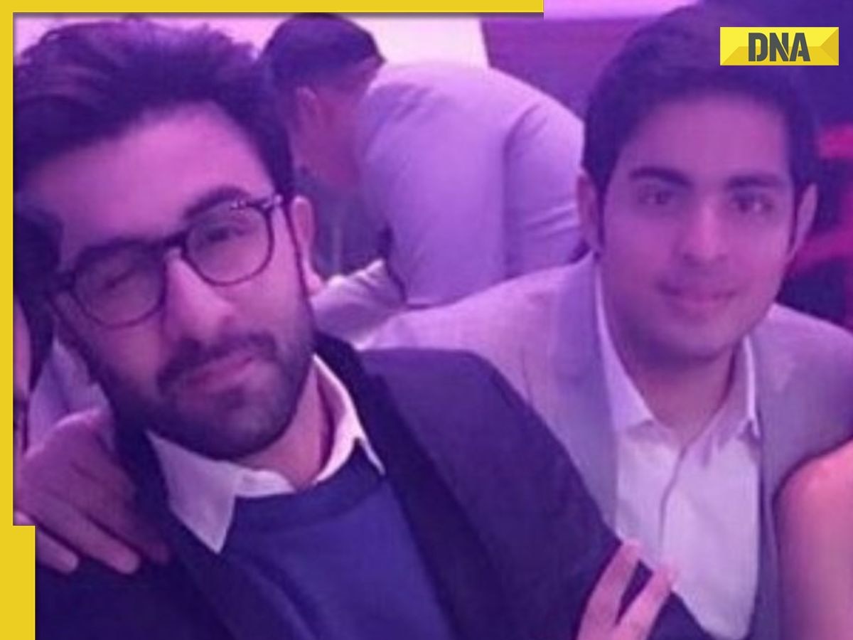 Akash Ambani gives a ride to Ranbir Kapoor in his Rs 4 crore Lamborghini, watch video