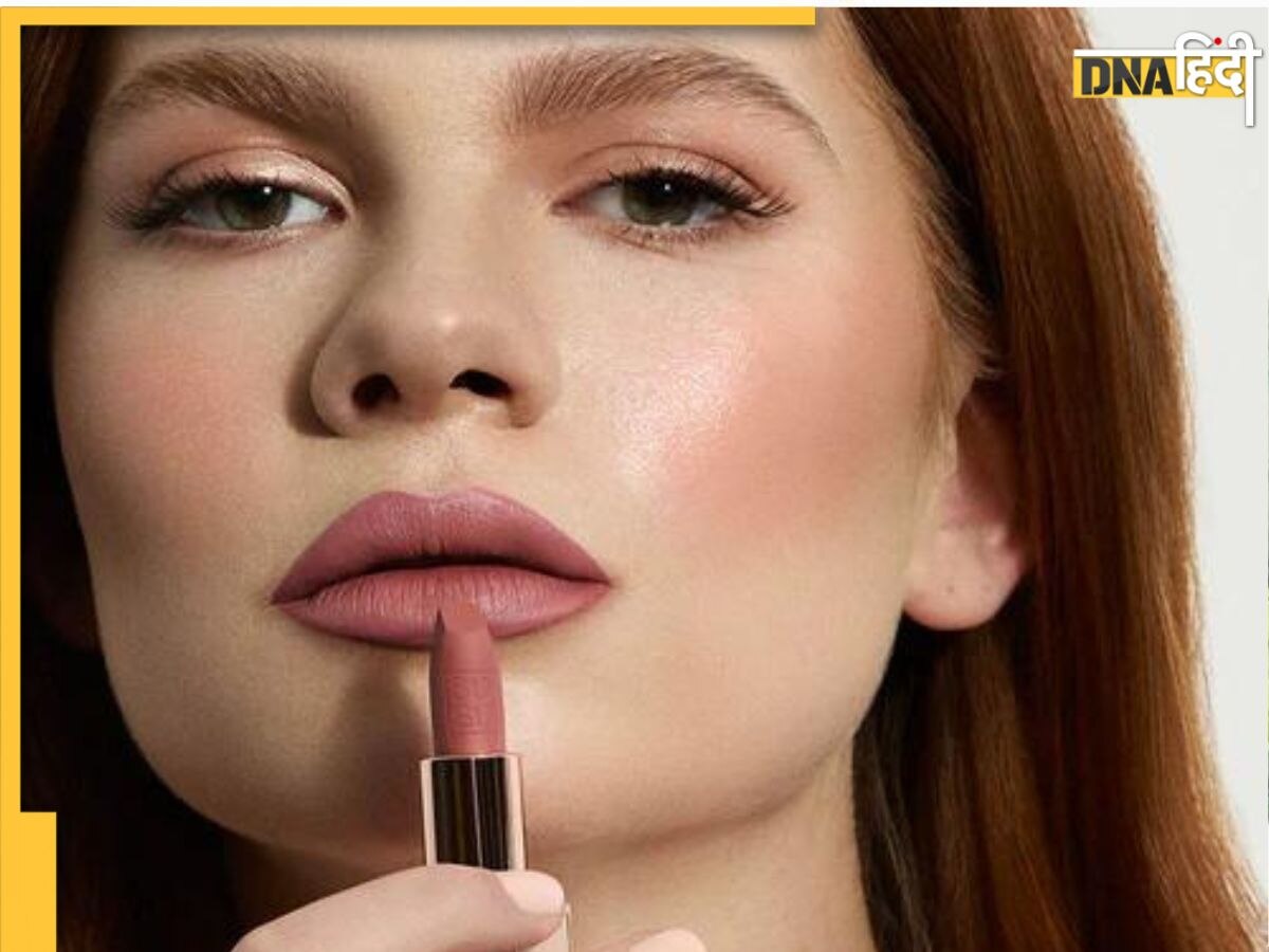 Lipstick Side Effects: रोज लिपस्टिक लगाने से काले होंठ ही नहीं, कई और तरह के इंफेक्शन का भी बढ़त��ा है खतरा