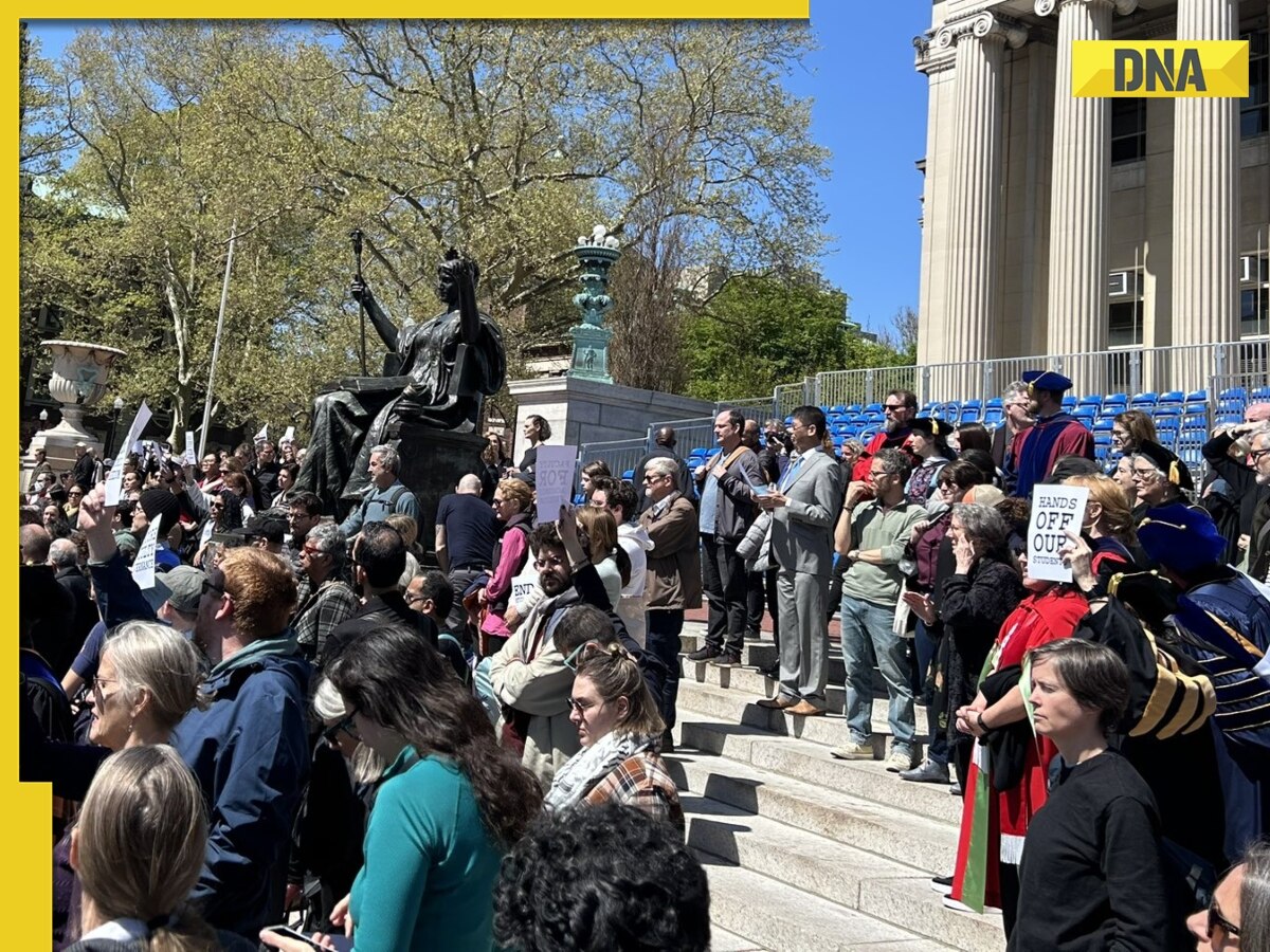 Police clear pro-Palestinian protesters from Columbia University while clashes break out at UCLA