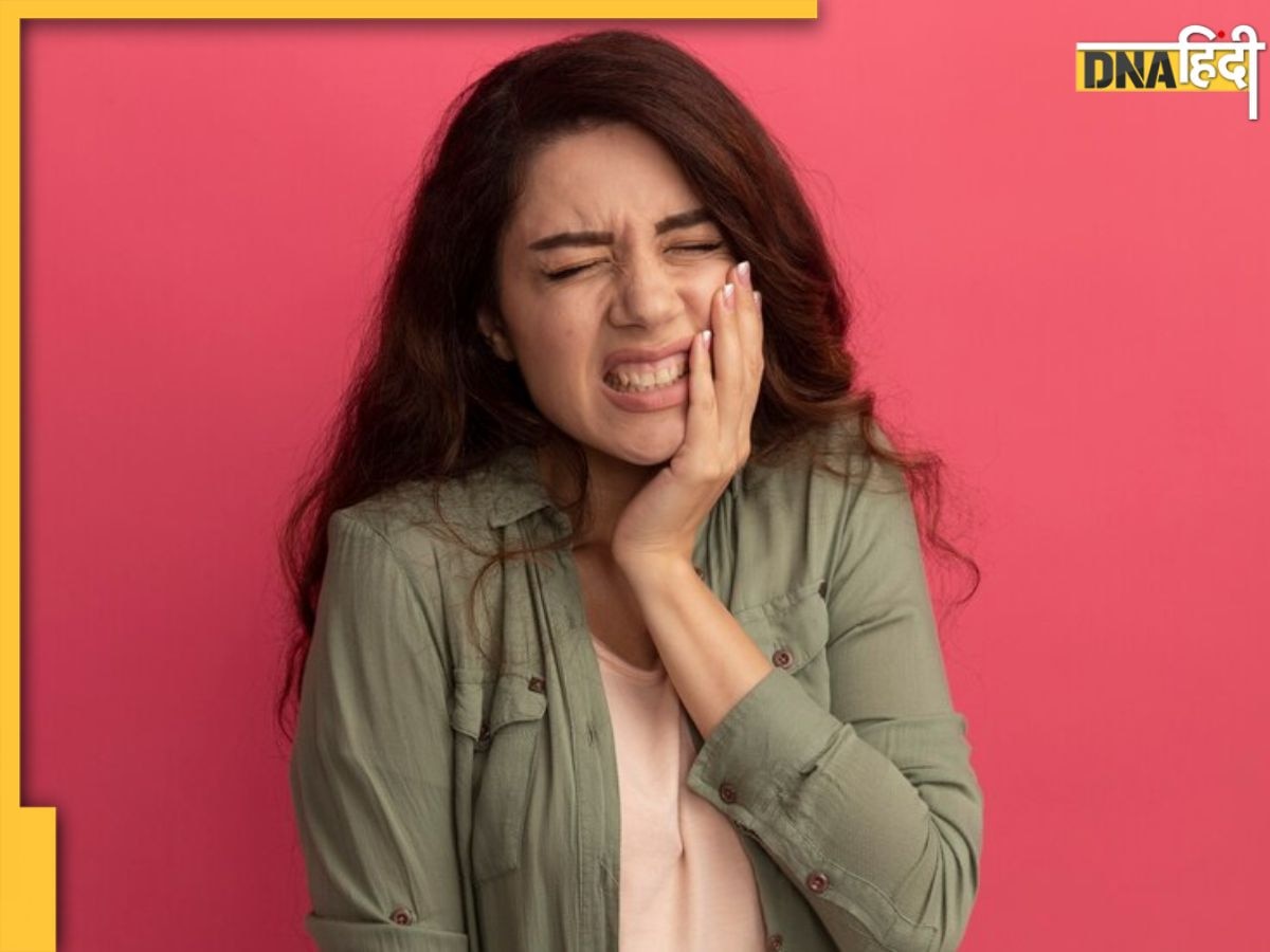 Natural Remedies For Cavities: दांत में लग गए हैं कीड़े तो अपनाकर देखें ये आसान घरेलू उपाय, कीड़ों के साथ दर्द से भी मिलेगा छुटकारा