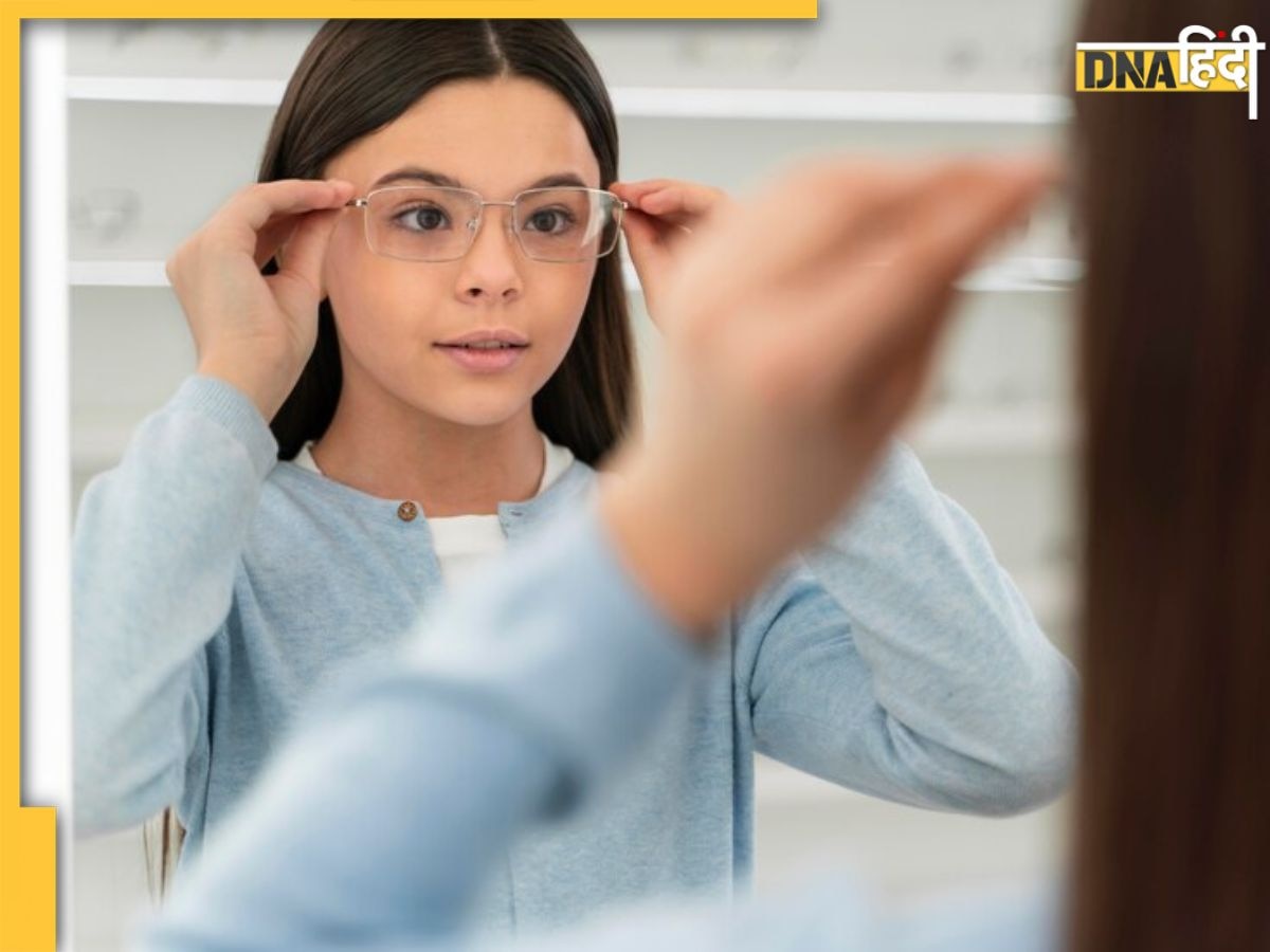 Eyesight: आंखों की रोशनी हो रही है कमजोर? रात में सोने से पहले दूध में मिलाकर पिएं ये 2 चीजें, उतर जाएगा पावर वाला चश्मा