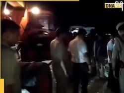 शाहजहांपुर में बस के ऊपर ट्रक पलटने से 11 श्रद्धालुओं की मौत, एक दर्जन घायल