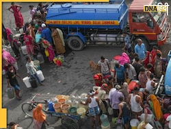 Delhi Water Crisis: दिल्ली जल संकट से जनता त्रस्त, पानी की किल्लत पर जमकर पॉलिटिक्स, नोएडा में भी हाल-बेहाल 
