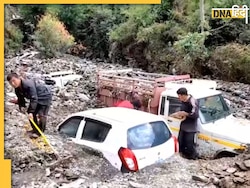 Shimla Landslide: शिमला में सड़क पर गिरा पूरा पहाड़, कई गाड़ियां मलबे में दबी, मानसून की पहली बारिश में ही मचा हाहाकार