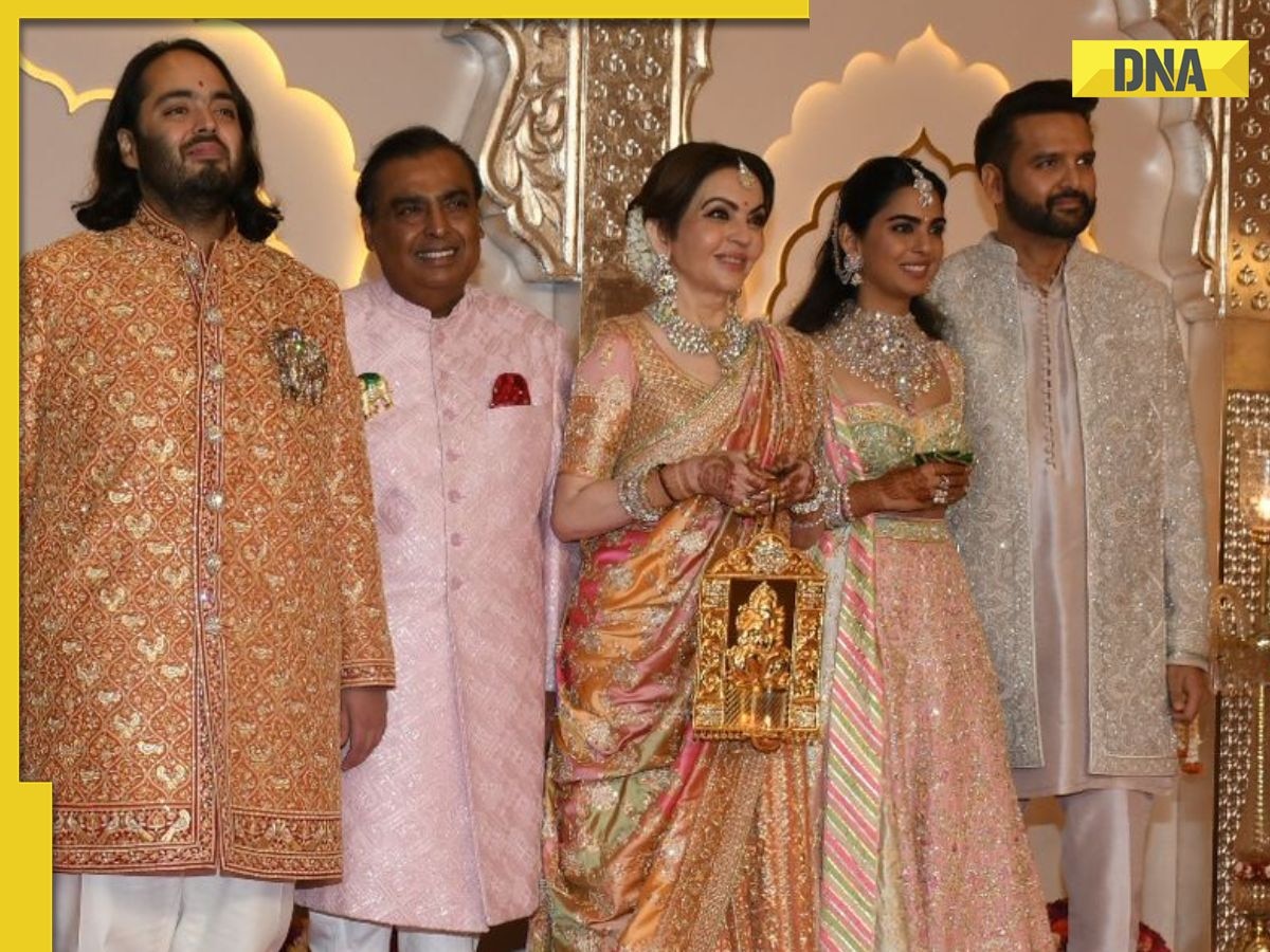 What is Nita Ambani holding in her hands at Anant Ambani-Radhika Merchant's wedding venue?
