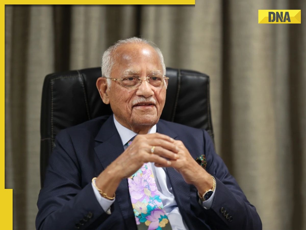Meet man, 90, whose net worth is Rs 26858 crores, still goes to office daily, his business is...