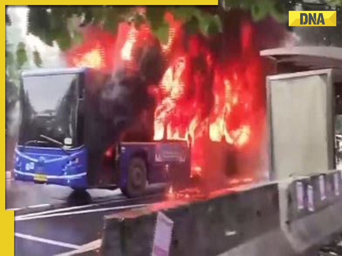 Delhi: Fire in cluster bus in East Jagatpuri, 40 passengers rescued, watch video