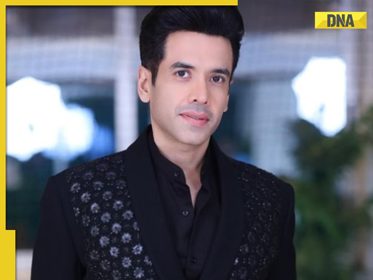 Tusshar Kapoor's Facebook accounts hacked, actor issues official statement