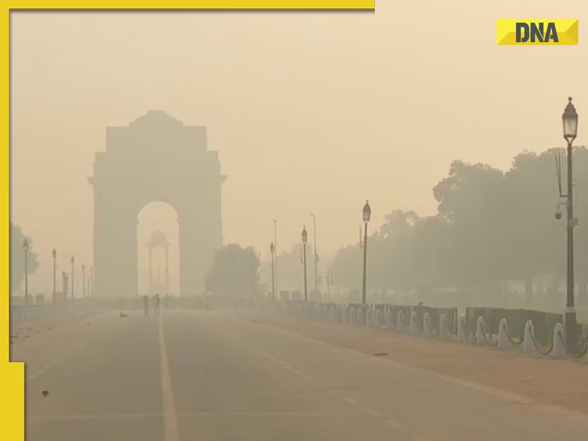Delhi Polution Machine Delhi Air Pollution: Delhi-NCR engulfed in thick smog, AQI in 'severe ...