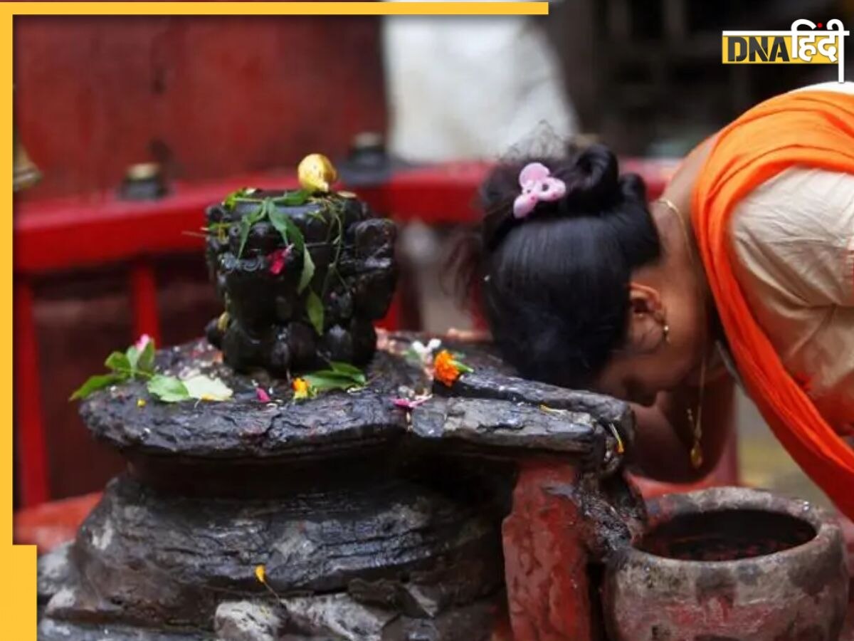 Shiv Ji Ki Aarti: प्रदोष व्रत पूजा के बाद जरूर करें भगवान शिव की आरती, भोलेनाथ पूरी करेंगे हर मनोकामना