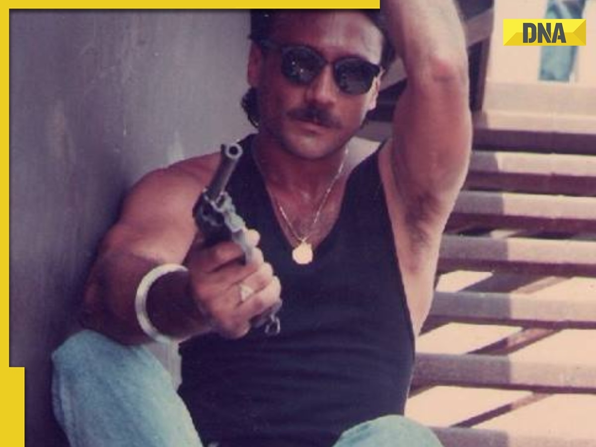Jackie Shroff slapped this actor 17 times for one scene, won his only Filmfare Award for Best Actor, film was...