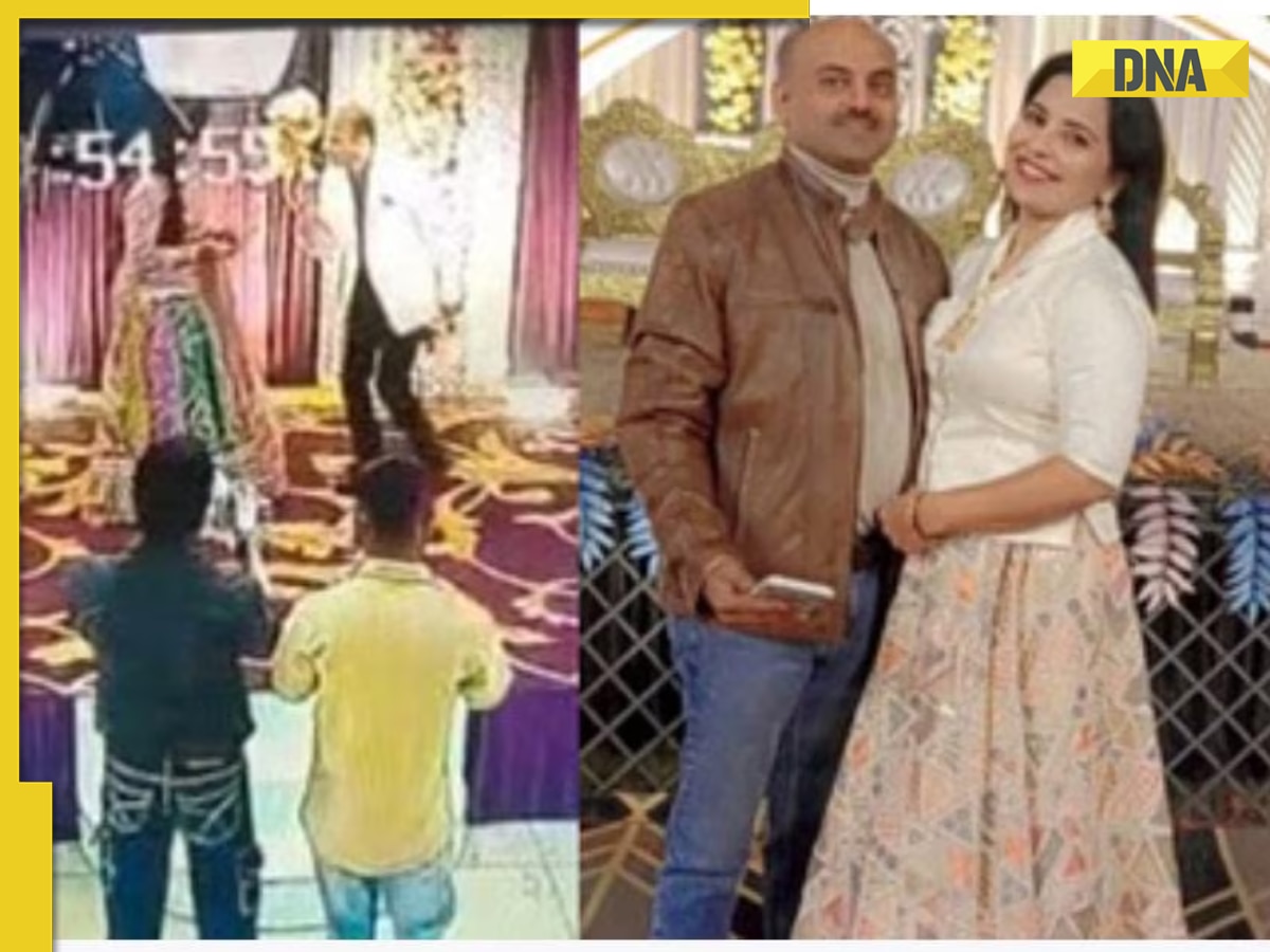 UP man, dancing on stage with wife on 25th wedding anniversary, collapses and dies; doctors said...