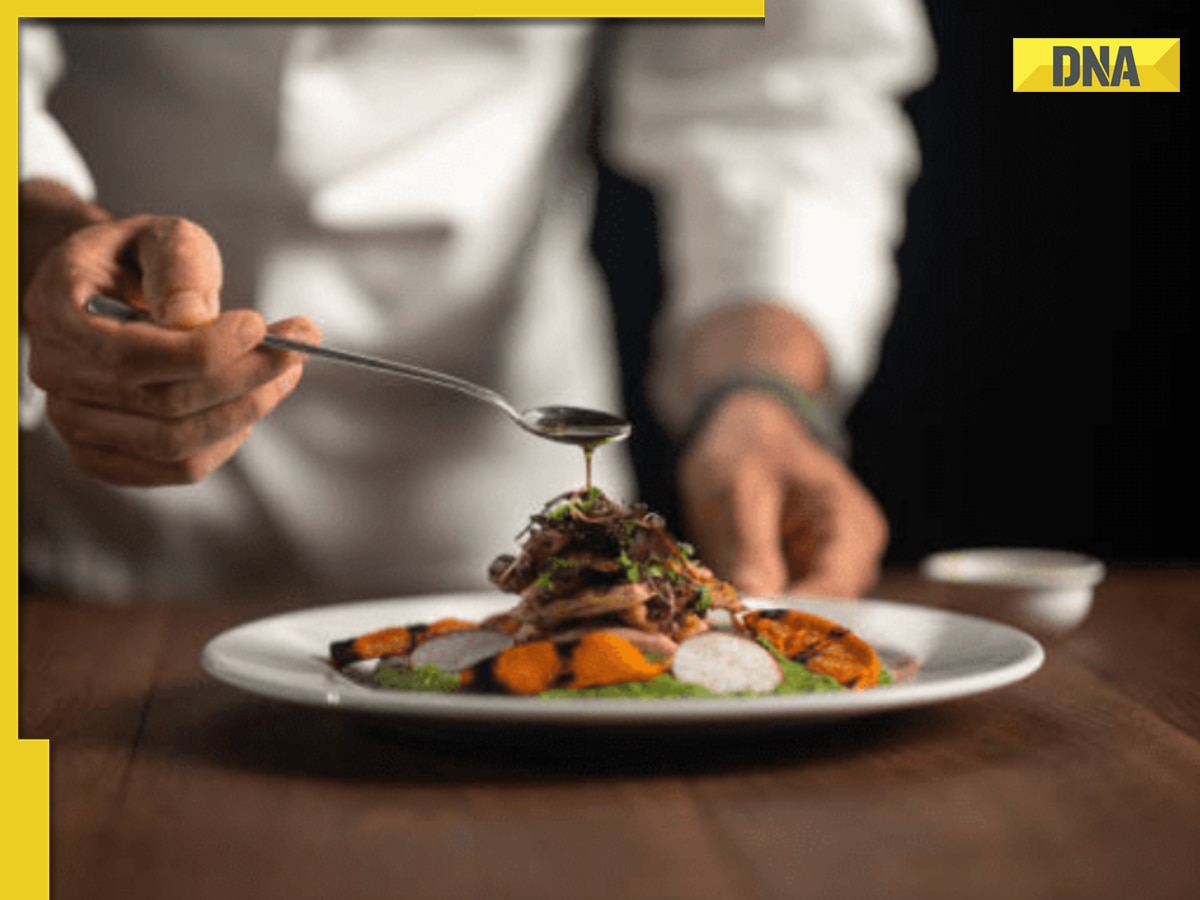 Meet popular cook who achieved unexpected stardom, he is set to shoot with Shah Rukh Khan, rides in BMW, owns a 3-storey bungalow, he is...