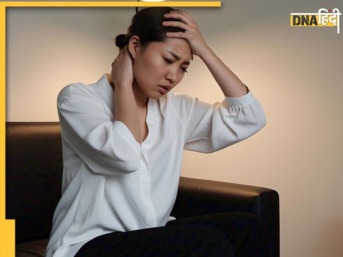 Blockage In Brain: दिमाग में ब्लॉकेज होने पर शरीर देता है ये संकेत, समझ लें नस फटने के खतरे का अलार्म बजने लगा है