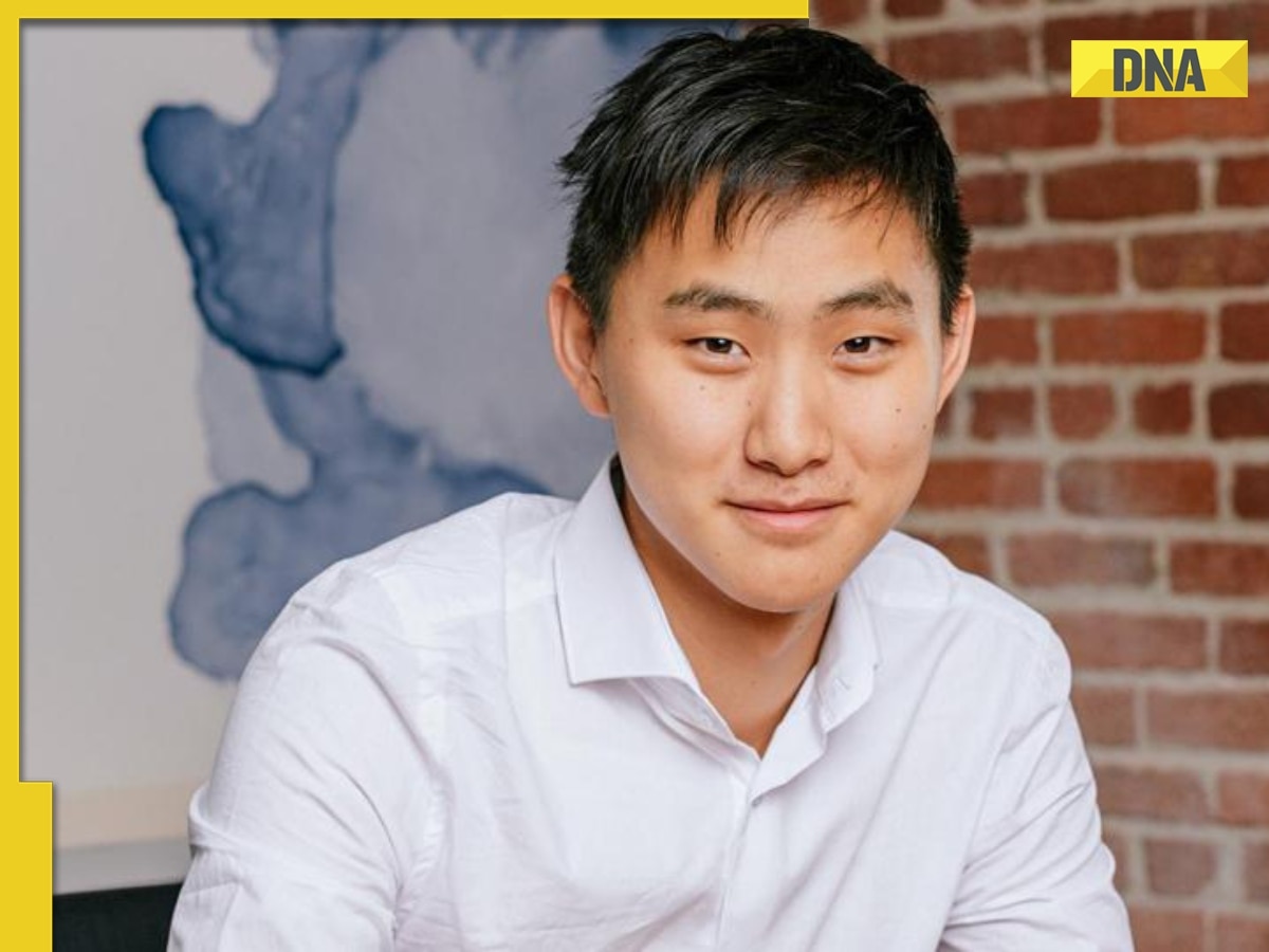 Meet Alexandr Wang who left college at the age of 17 but now he is known as world’s youngest self-made billionaire, he works as..., his net worth is Rs...